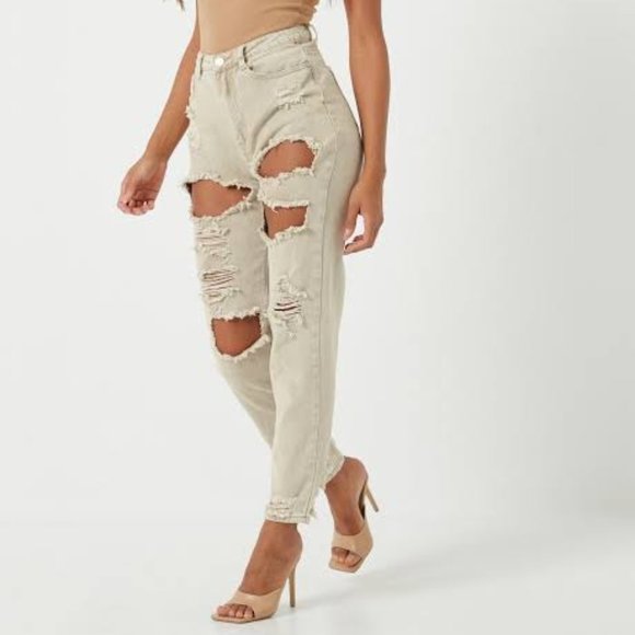 Missguided Riot Rise Ripped Mom Jeans - Picture 2 of 12